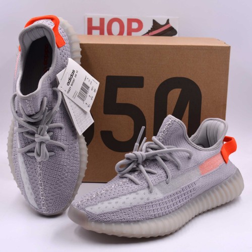 Yeezy Boost 350 V2 Tail Light